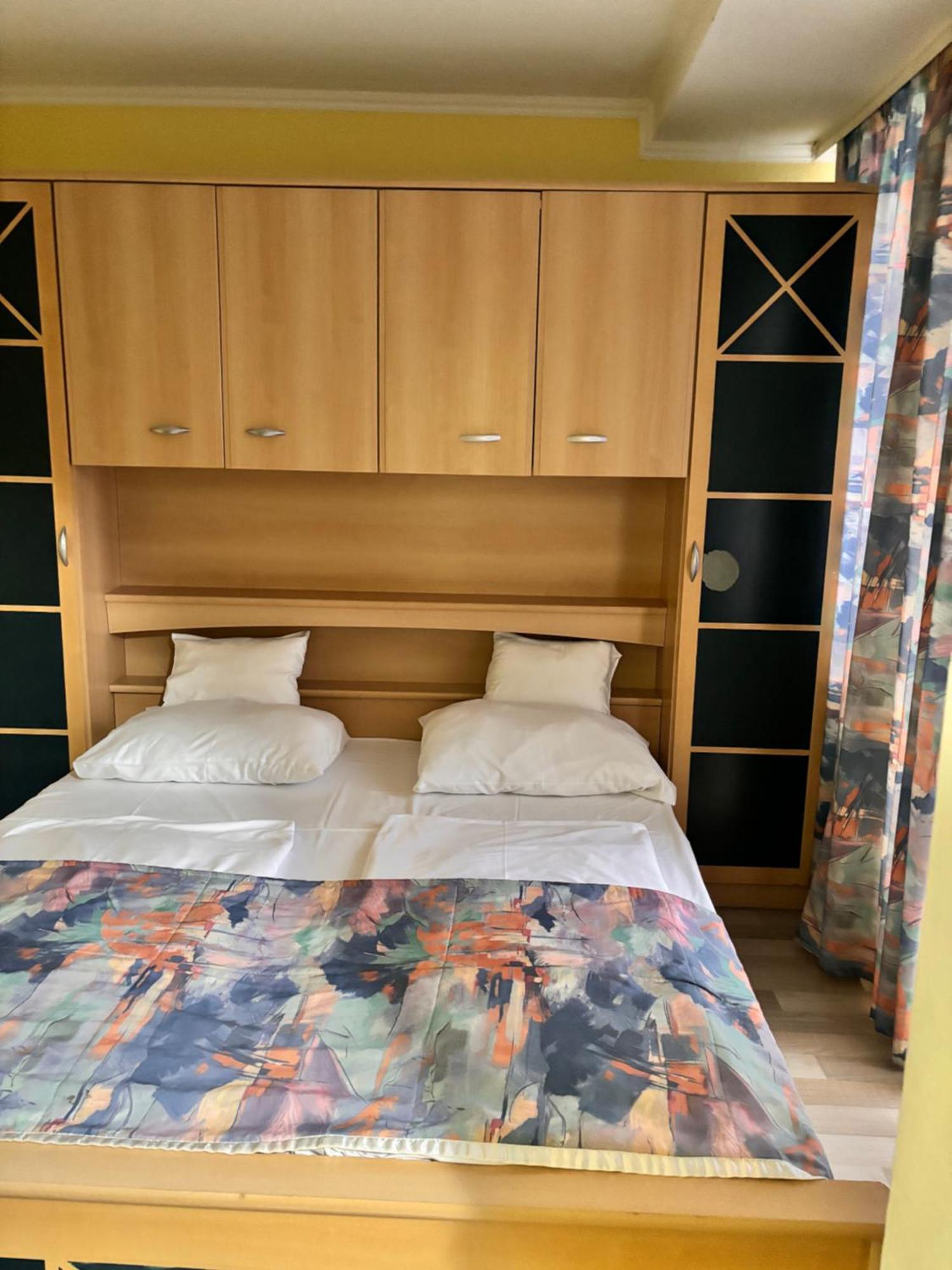 Hotel Rudolf Hajdúszoboszló Buitenkant foto