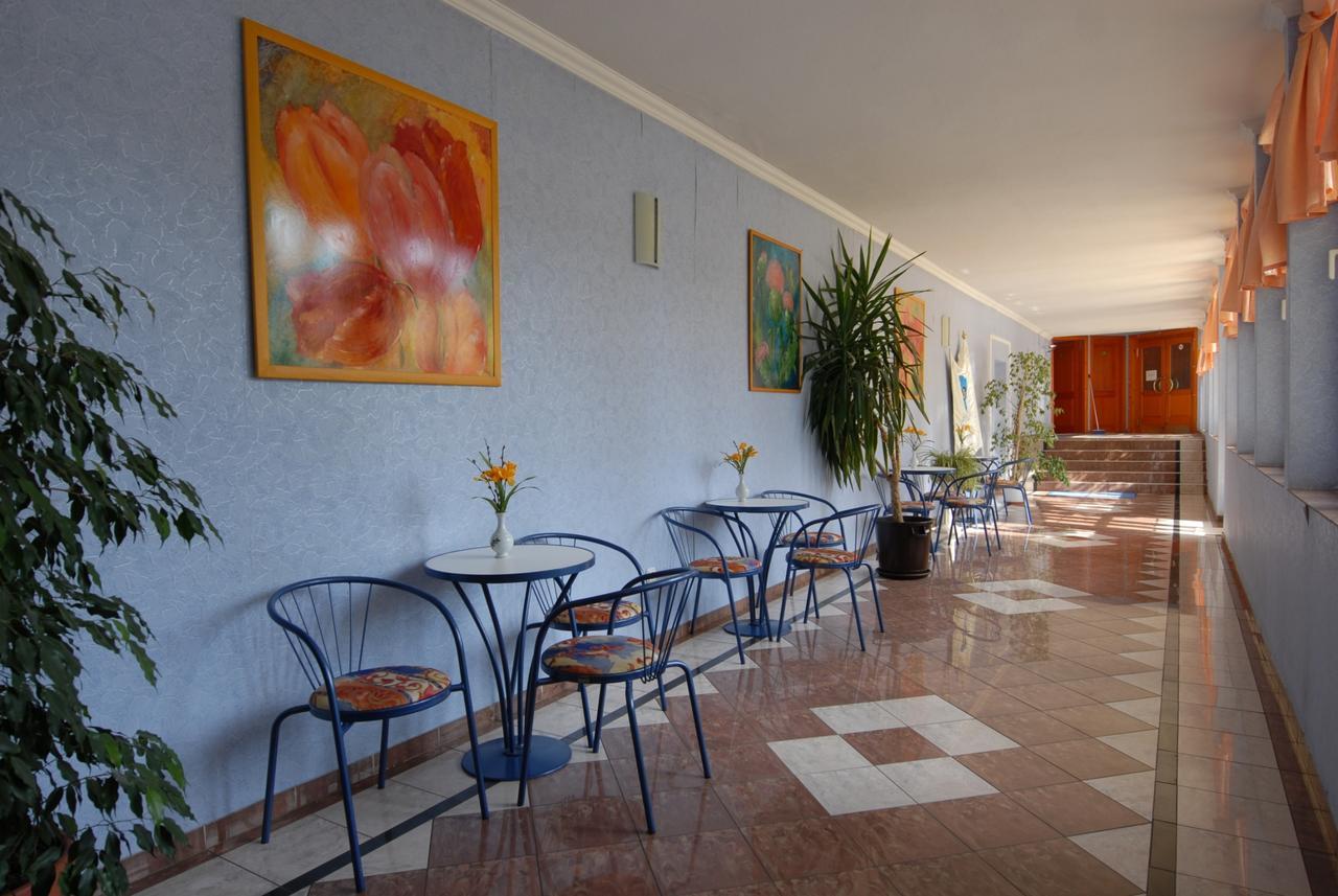 Hotel Rudolf Hajdúszoboszló Buitenkant foto